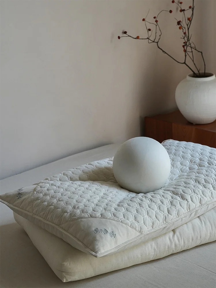 

High-End Linen Cotton Buwheat Hull Pillow Core Single Piece Small Fi Embroidery Ne Support Sp Aid Home Use Adult Hea...