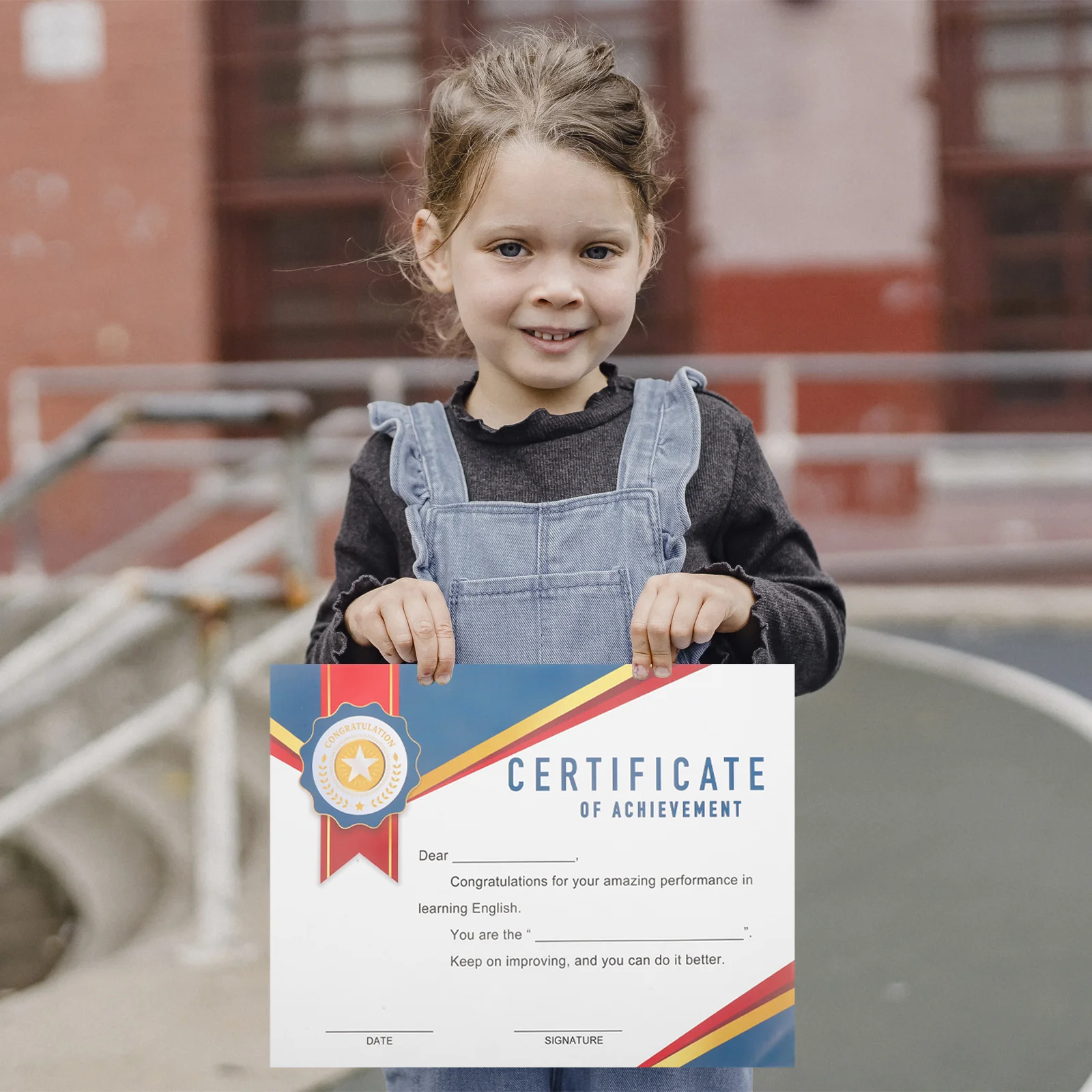 

10 листов школьных сертификатов для награждения учащихся, сертификаты о завершении курсов, утолщенная мелованная бумага, поощрение для класса