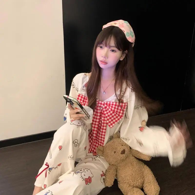 بيجامة سانريو بيجامات هالو كيتي للسيدات للربيع والخريف جديدة من الحرير الجليدي بأكمام طويلة طقم ملابس منزلية للطلاب للصيف