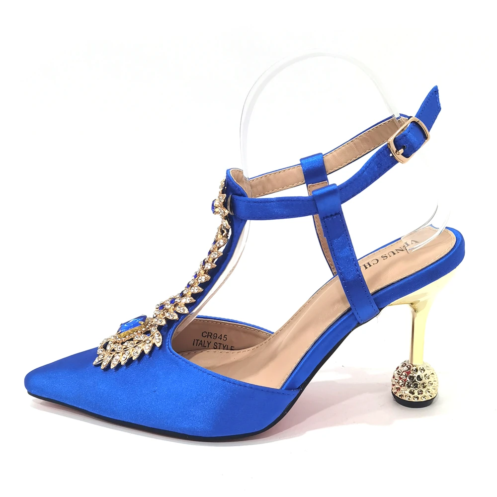 Italian Design African Ladies Party Shoes and Bag Nigerian Fashion  Mini Bags and Mid Heel Pointed Shoes Blue Color In Stock