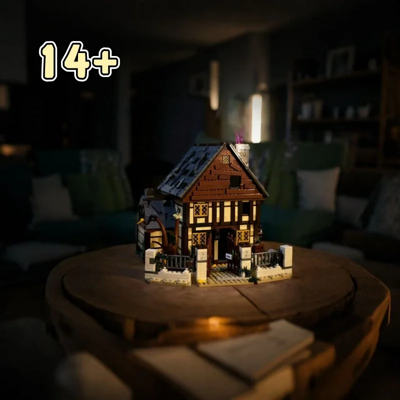 

new 2316pcs Home Decoration Sister's Cottage House 21341 Desktop ornament festival Birthday Gift