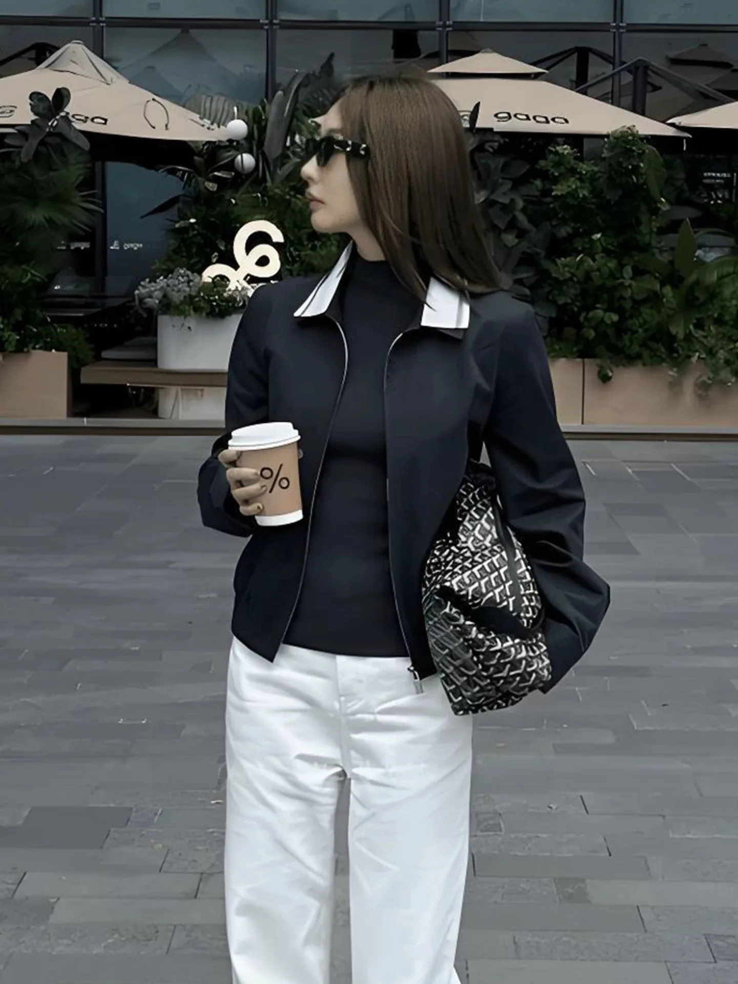 Early Autumn Black Short Jacket Women's Stylish Korean Style Beautiful Fragrance Wind High-End Feeling Coat Top Ladies Fashion