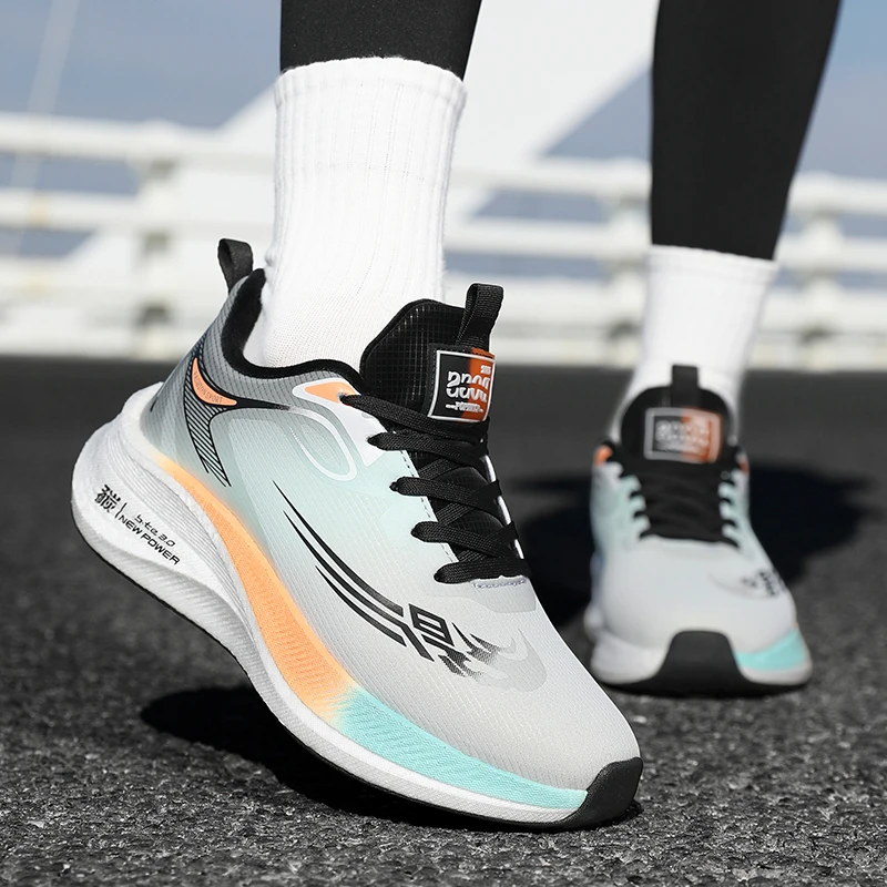 Men's Summer Wearable Trend Hundreds of New Soft Bottom Comfortable Running Casual Shoes Sneakers Women's Casual Shoes