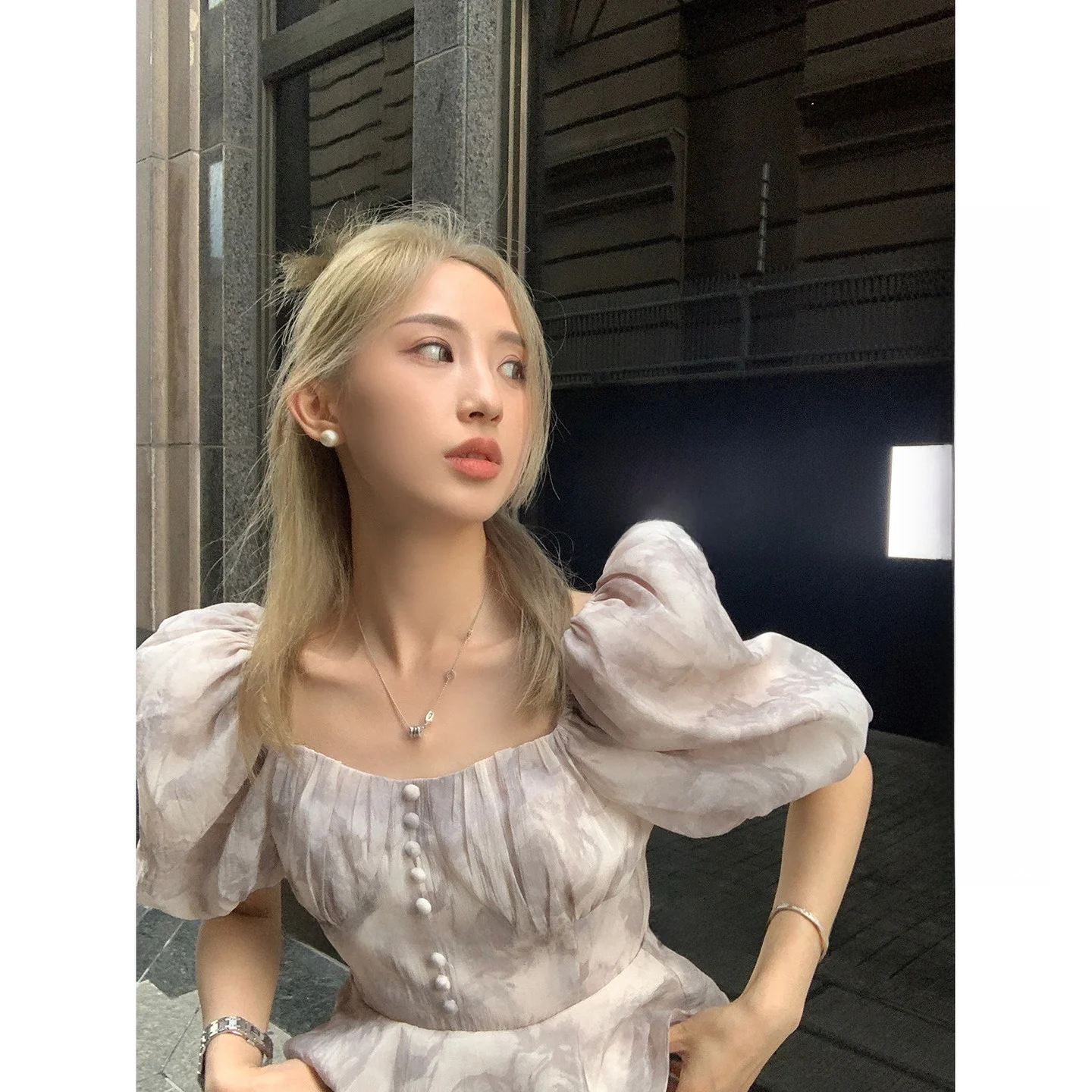 

Elegant Fairylike Otago Shirts for Women New 2023 Spring Season Breathable Skinfriendly Polyester Fiber Loose Fit Short Sleeve