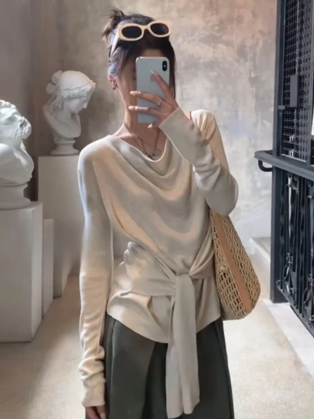 

Korean Sle Women's Knitted Sweater Base irt Spring 2026 New Faion Beautiful Design Sensation Inner Wear Top