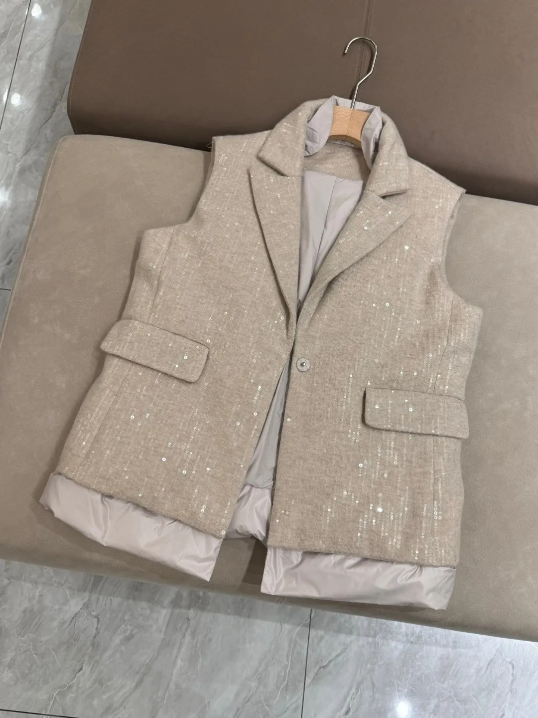 Sequins embellished cashmere lightweight goose down vest