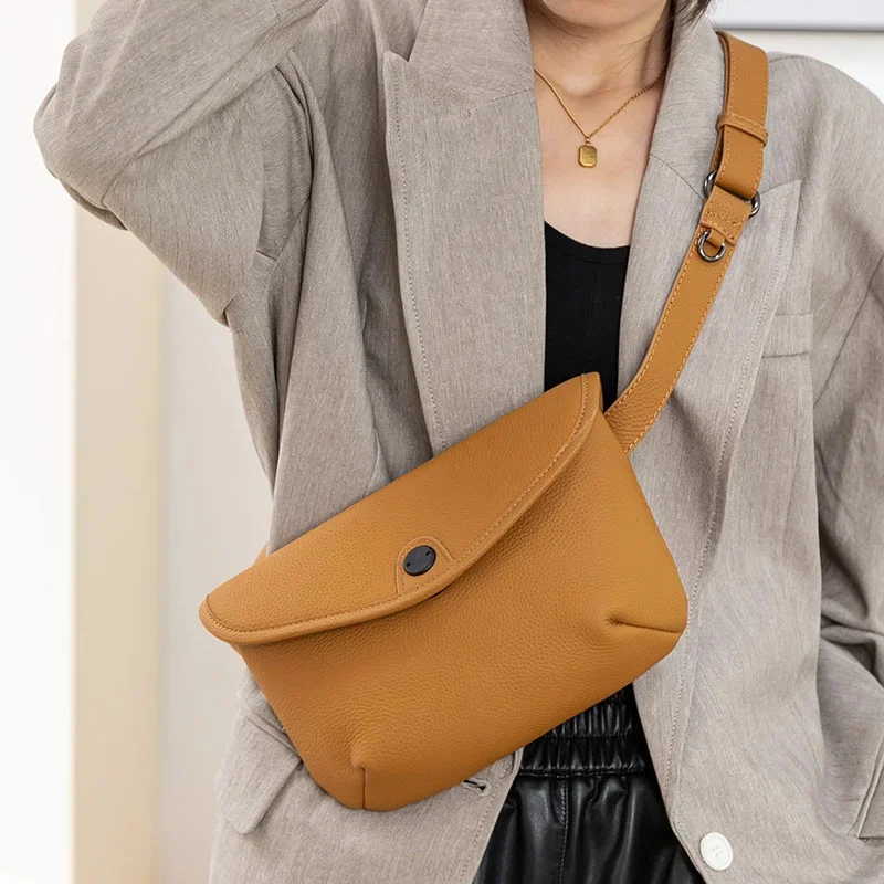 

Vintage Genuine Women's New Luxury Shoulder Crossbody Cow Leather Waist Bag Large Capacity Lady Chest Pack