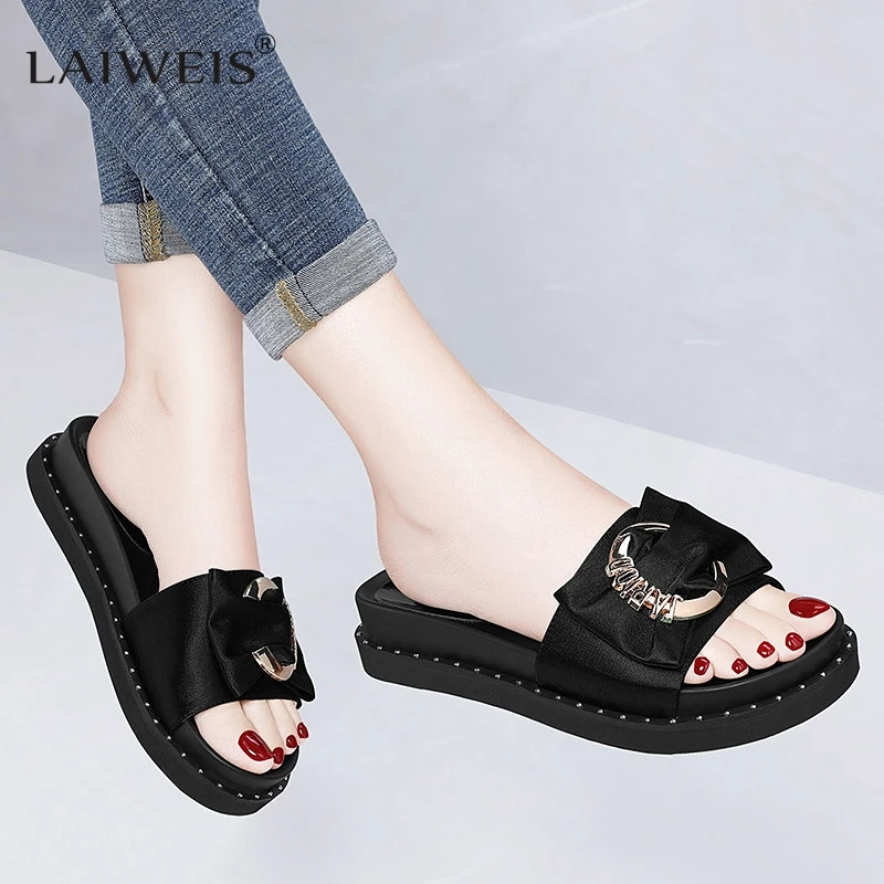 

LAIWEIS 2024 Luxury Sparkling Crystal Band Woman Shoes Slippers Summer Flat Sandals Femme Slip On Slides Pantuflas Brand