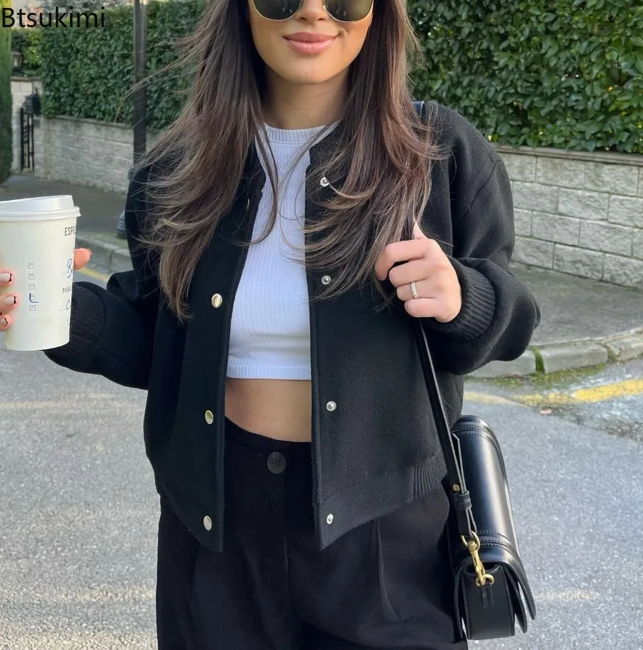 

Women's Fashion 2025 Autumn/Winter Soft Bomber Jacket Women Solid O Neck Long Sleeve Pocket Versatile Buckle Female Casual Coat