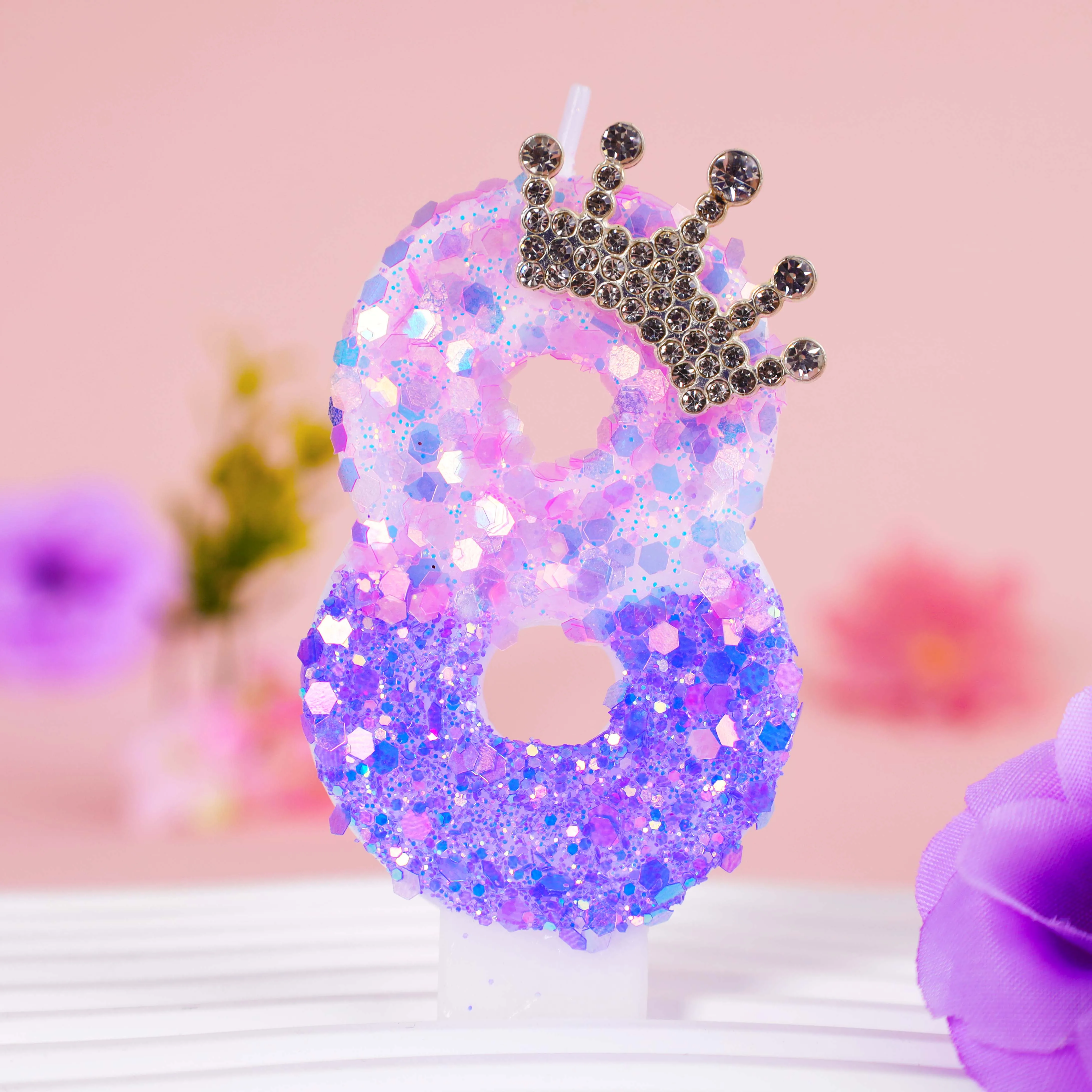 0-9 Lila & Rosa Ombre Glitzer-Kronen-Zahlen-Geburtstagskerze, Prinzessinnen-Stil Funkelnder Kuchenaufsatz für Mädchen 1./2./3. Geburtstag – Detail 13