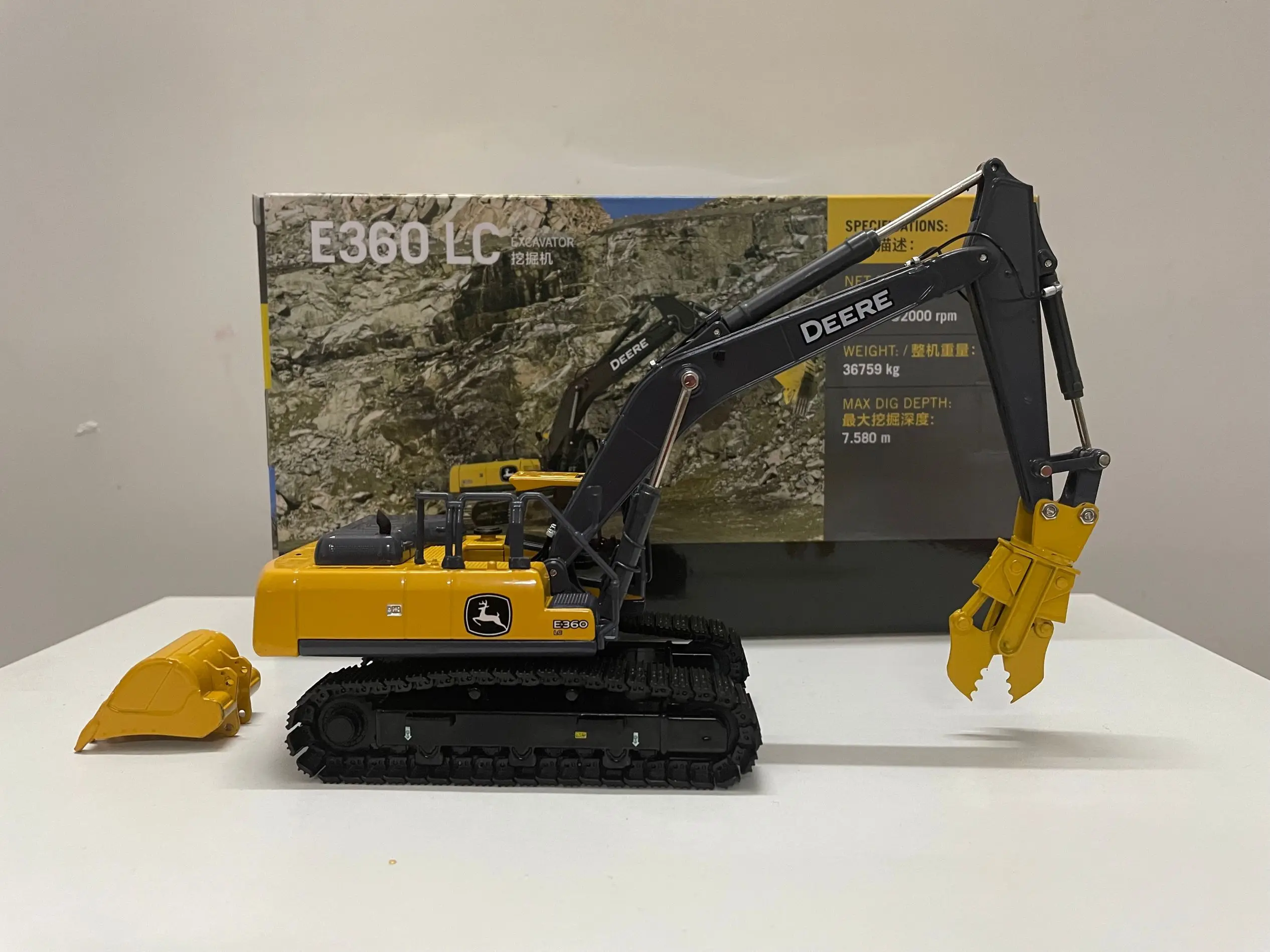 E360 LC Excavator/Demolition Machine 1/50 Scale Die-Cast Metal Model