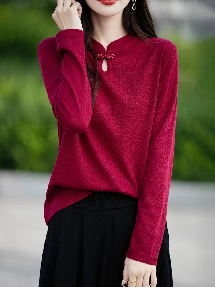 

Весна 2025: Новая коллекция! Женский вязаный свитер в китайском национальном стиле, средний размер, с вышивкой и воротником-стойкой.