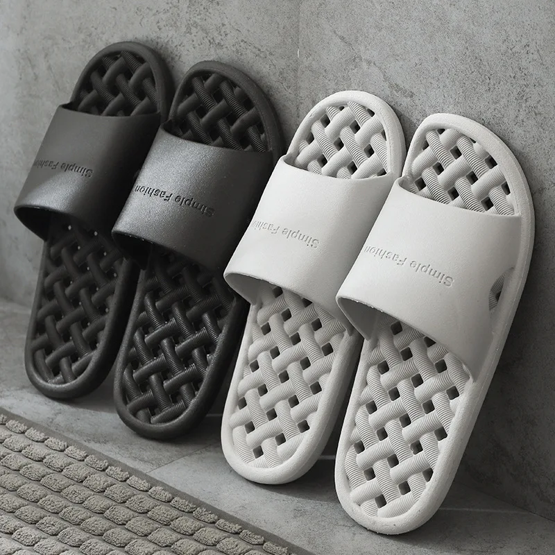 Women's Slippers Summer Indoor Slippers Non-slip Bath Men's Slippers Home Slippers Leaking Bathroom Slippers PVC Casual Shoes