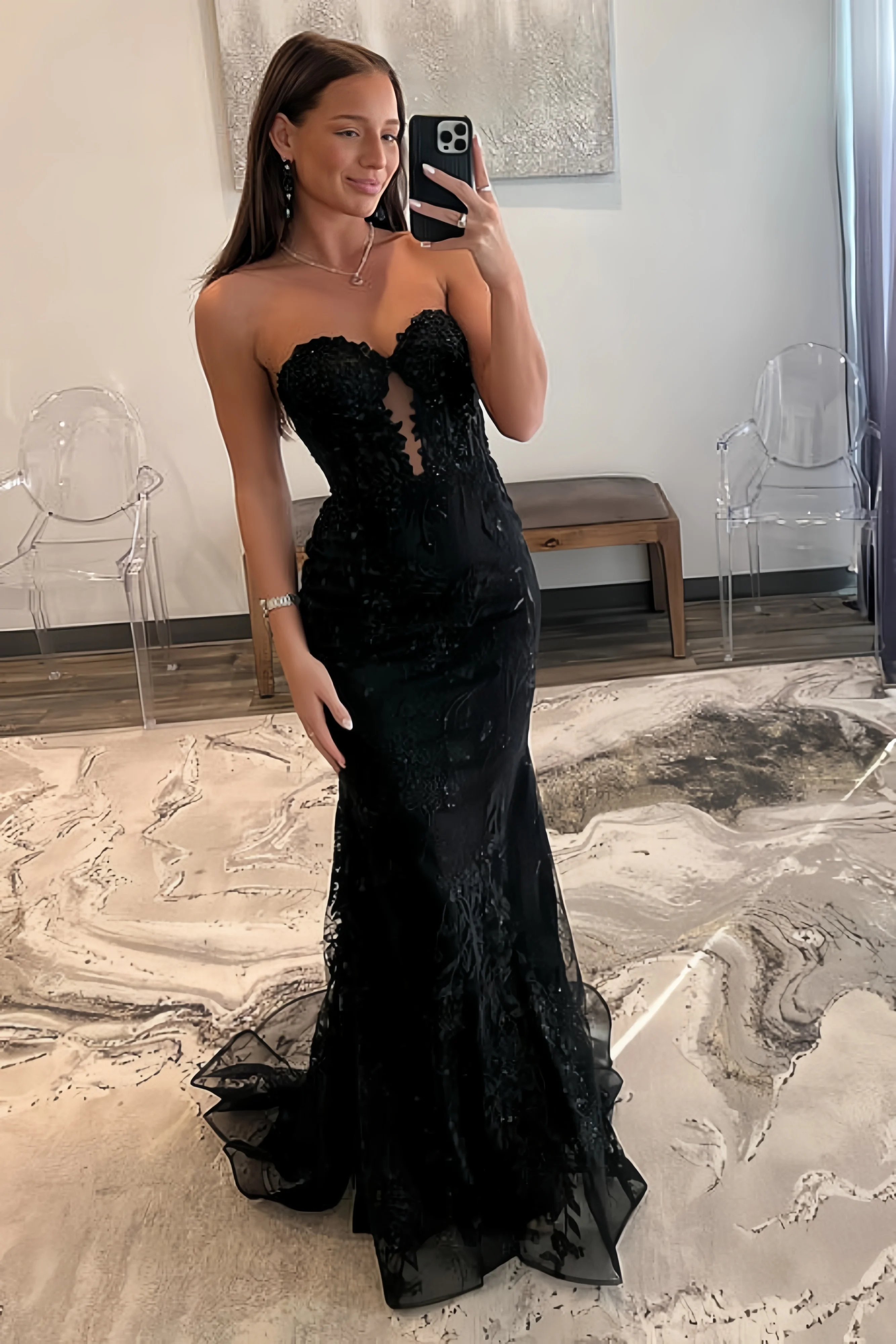 

Stylish Black Prom Dress Pleated Mermaid Sweetheart Neckline Sparkling Off-The-Shoulder Lace Sleeveless Party Evening Dress