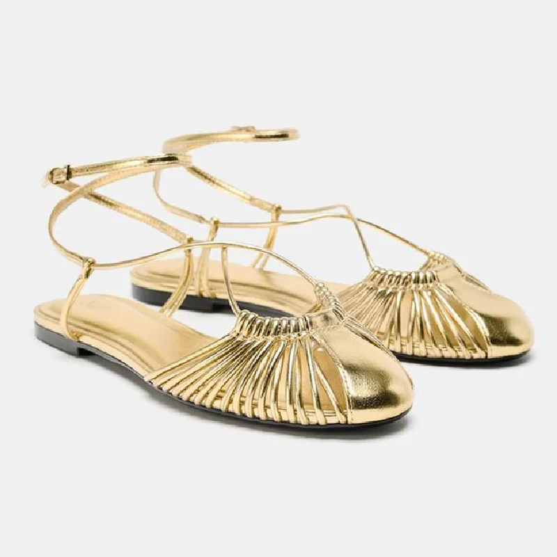

Fashion Designer Flat Sandals Women Gold Retro Rome Beach Shoes Comfort Ankle Strap Hollow Round Toe Vacation Weave Flat Shoes
