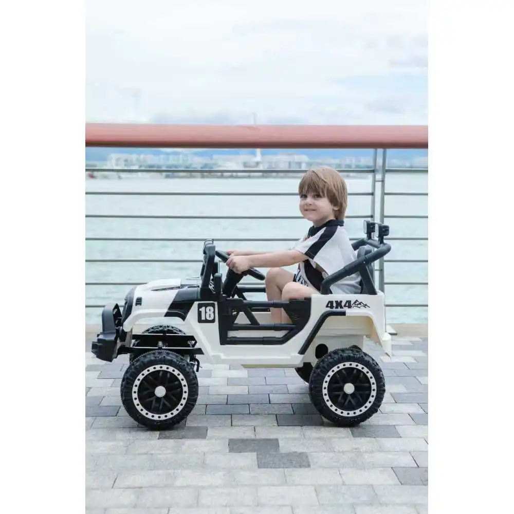 12V電動乗用車、親用リモコン付き、幼児用電動カー、スプリングサスペンション搭載、クリスマス＆誕生日プレゼント、子供用おもちゃ