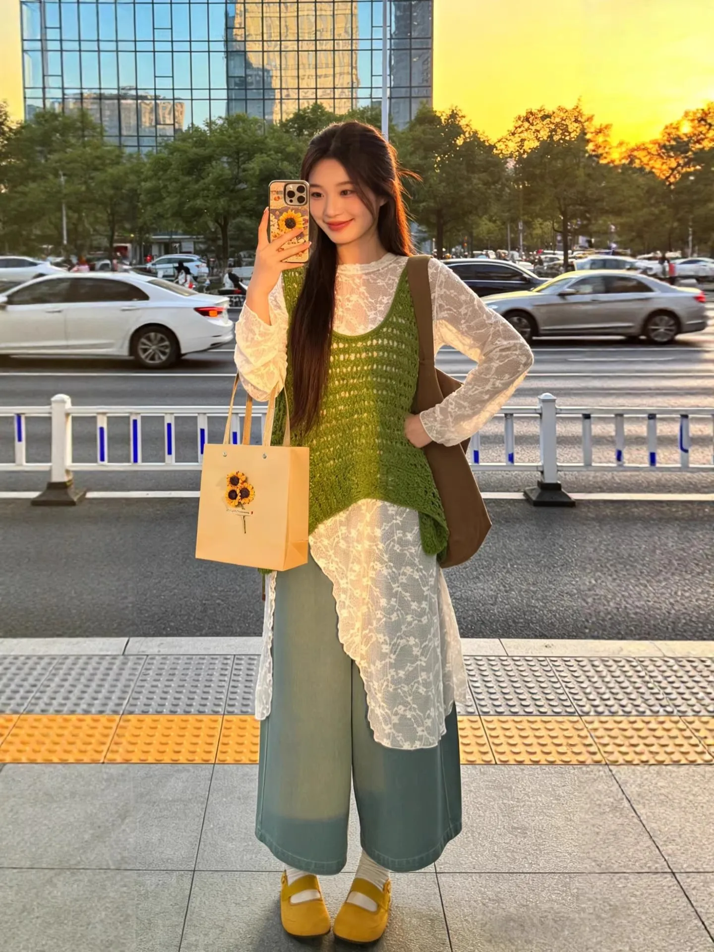 plus Size Autumn Fashion Set with Lace Crop Top And Jeans High Waist Loose Fit Korean Style Women's Ensemble Casual Wear - view 4