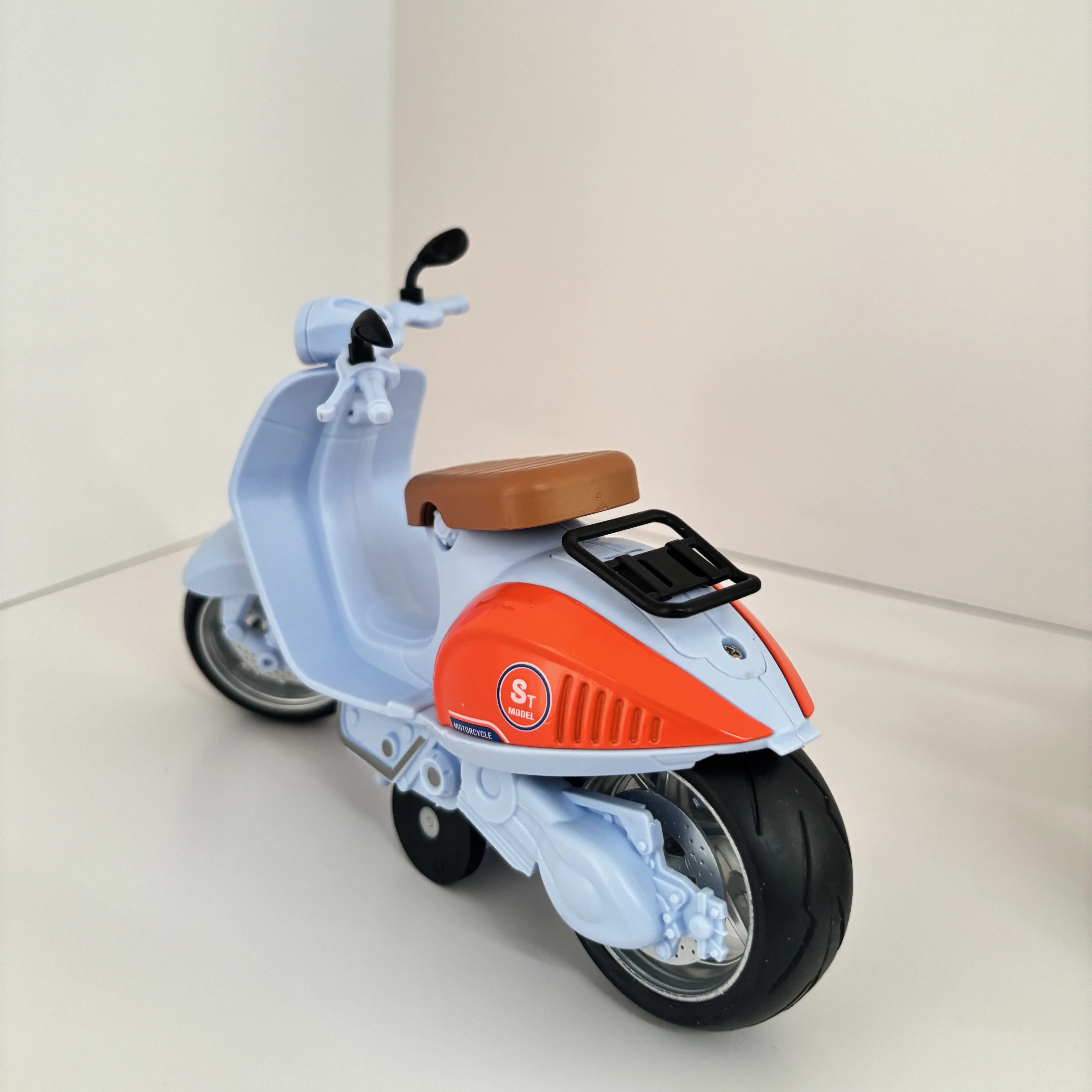 Mini motocicleta de ocio de aleación, modelo de coche, sonido y luz, Serie de simulación extraíble, juguetes Modelo 1: 10