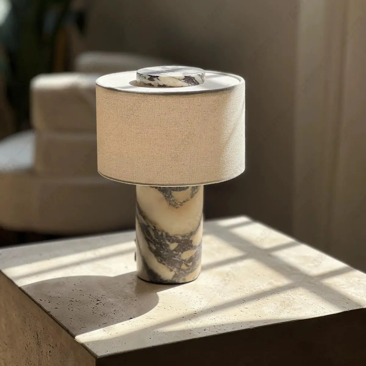 Luxury marble desk lamp with touch switch, USB charging, LED desk lamp, bedroom study, hotel bar, bedside background, coffee sho