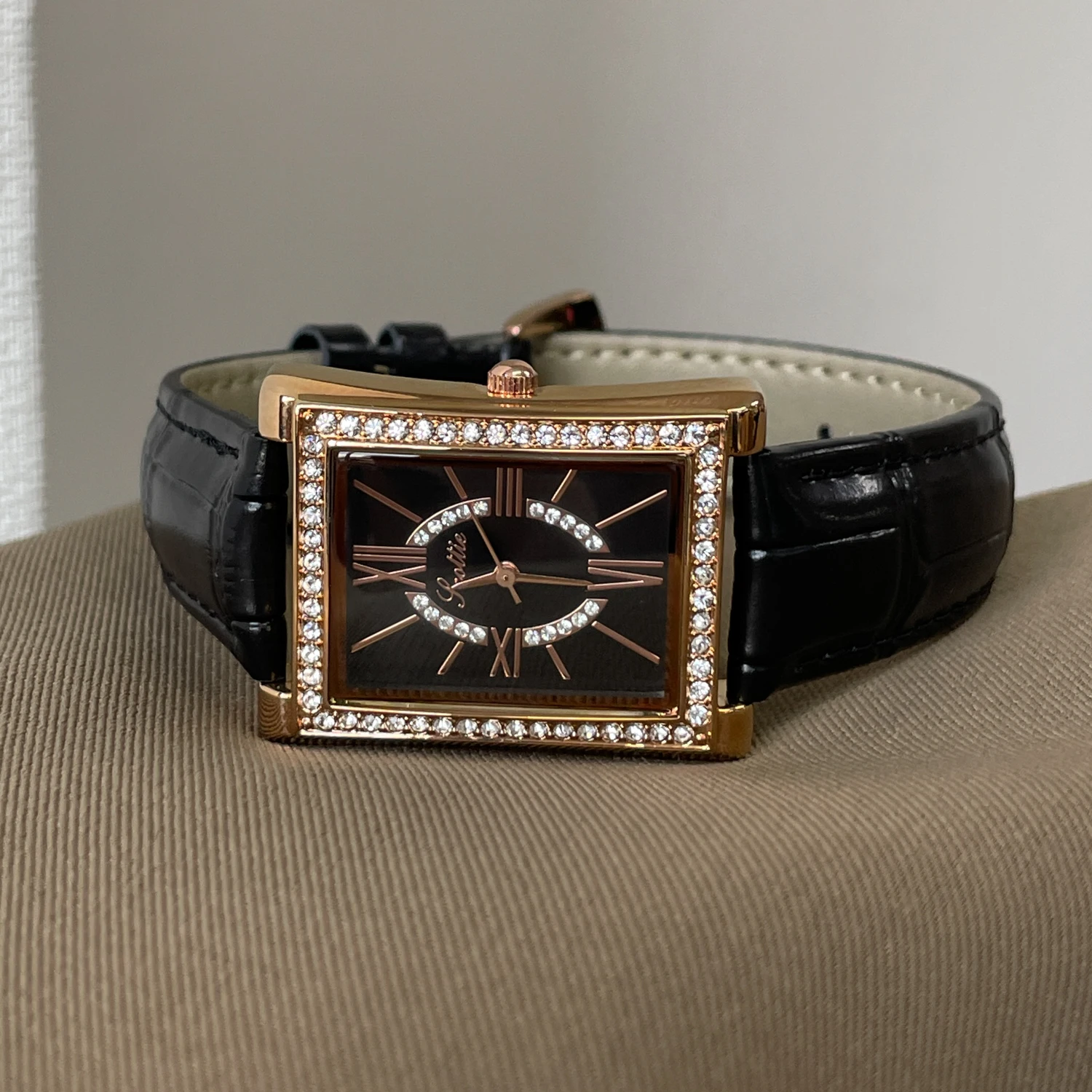 

Elegant Women'S Wristwatch, Square Art Watch, Women'S Brand, Sophisticated Style, 2026 New Exquisite Women'S Watch.C