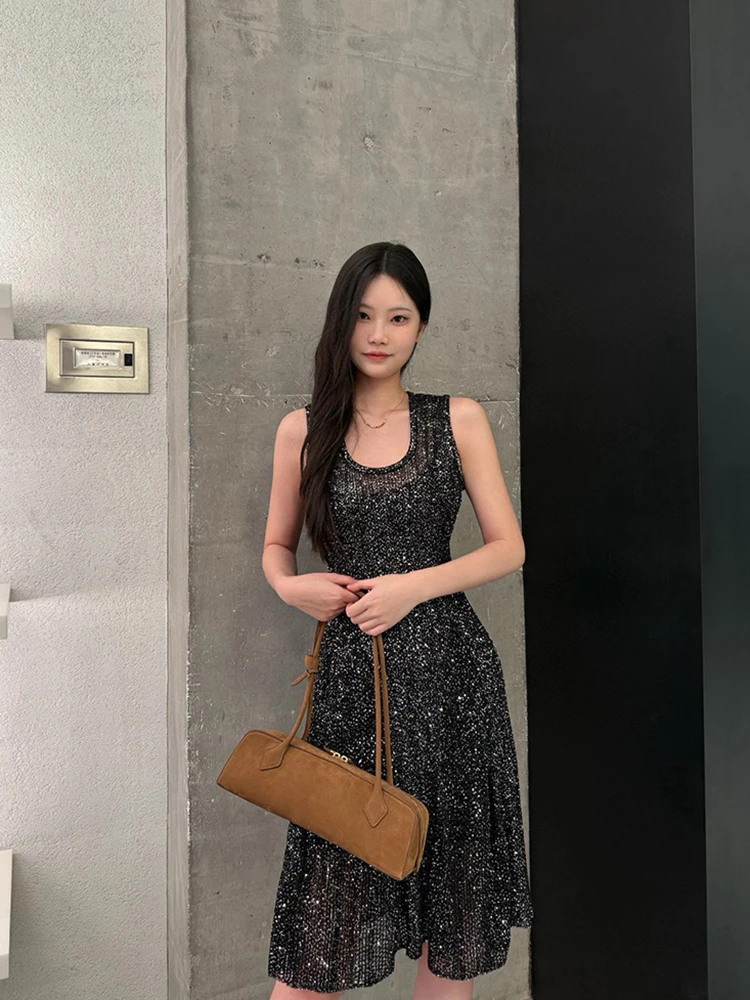 

Spring/Summer 2025 new round neck sleeveless knitted dress, sequined waistcoat, cinched waist A-line dress