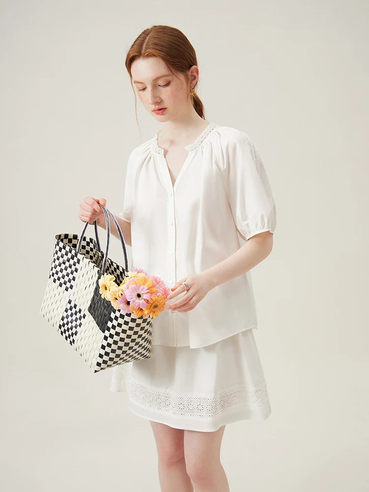 FSLE Classic White V-neck Short-sleeved Shirt Skirt Suit 2024 New Design Versatile Casual White Suit 24FS12698 24FS12699
