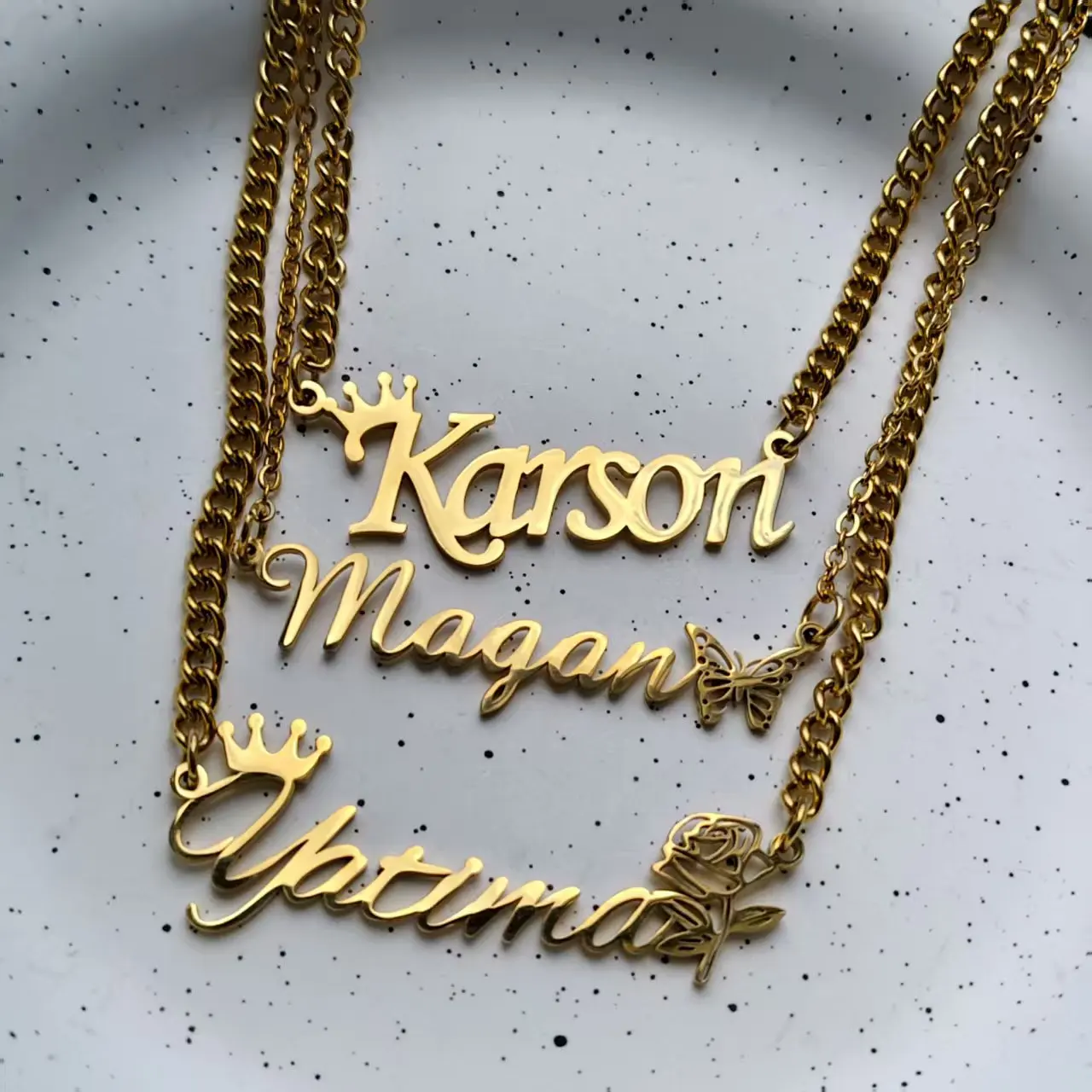 DHQH Personalized/Customized Name/Letter Necklace Personalized Letter Nameplates Pendant Necklaces Valentine's Day Gift for Her