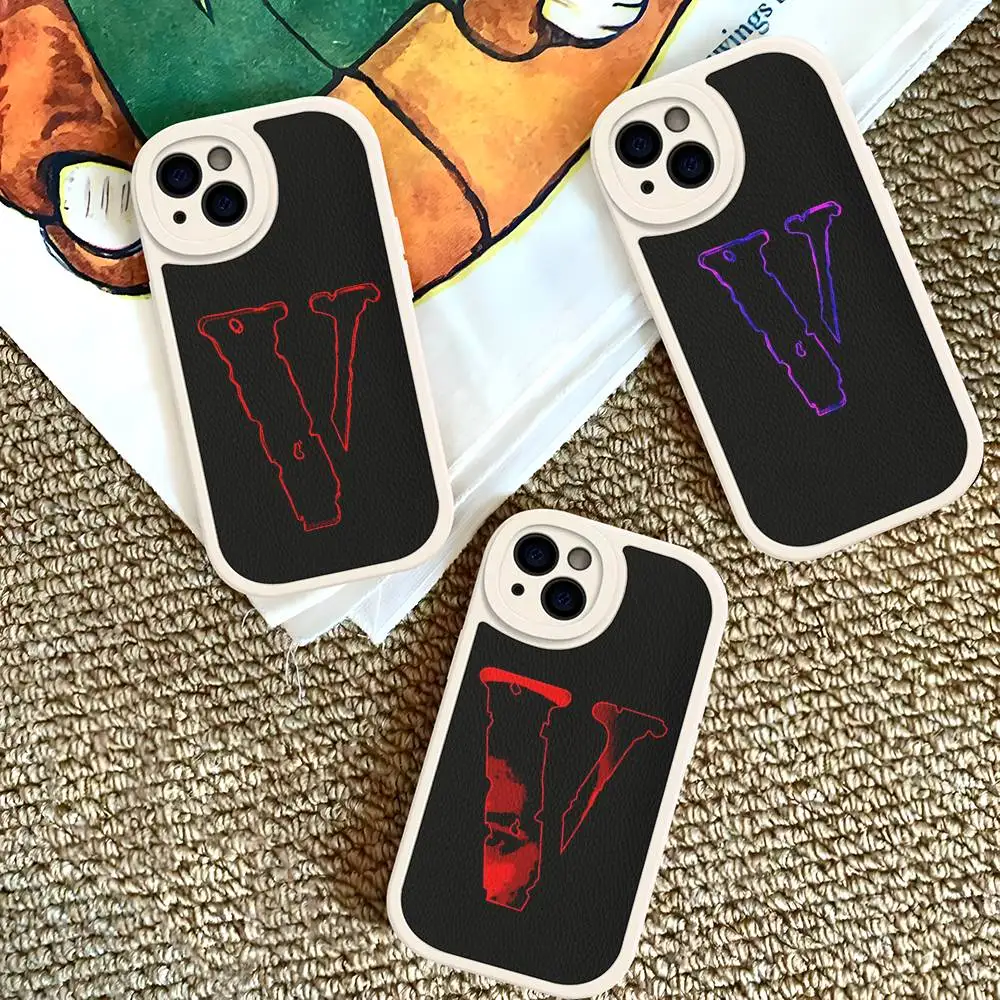 Funda de Teléfono de Lujo con Diseño de Letra V para iPhone 16 15 14 13 12 11 Pro Max Plus, Cubierta Suave de Cuero