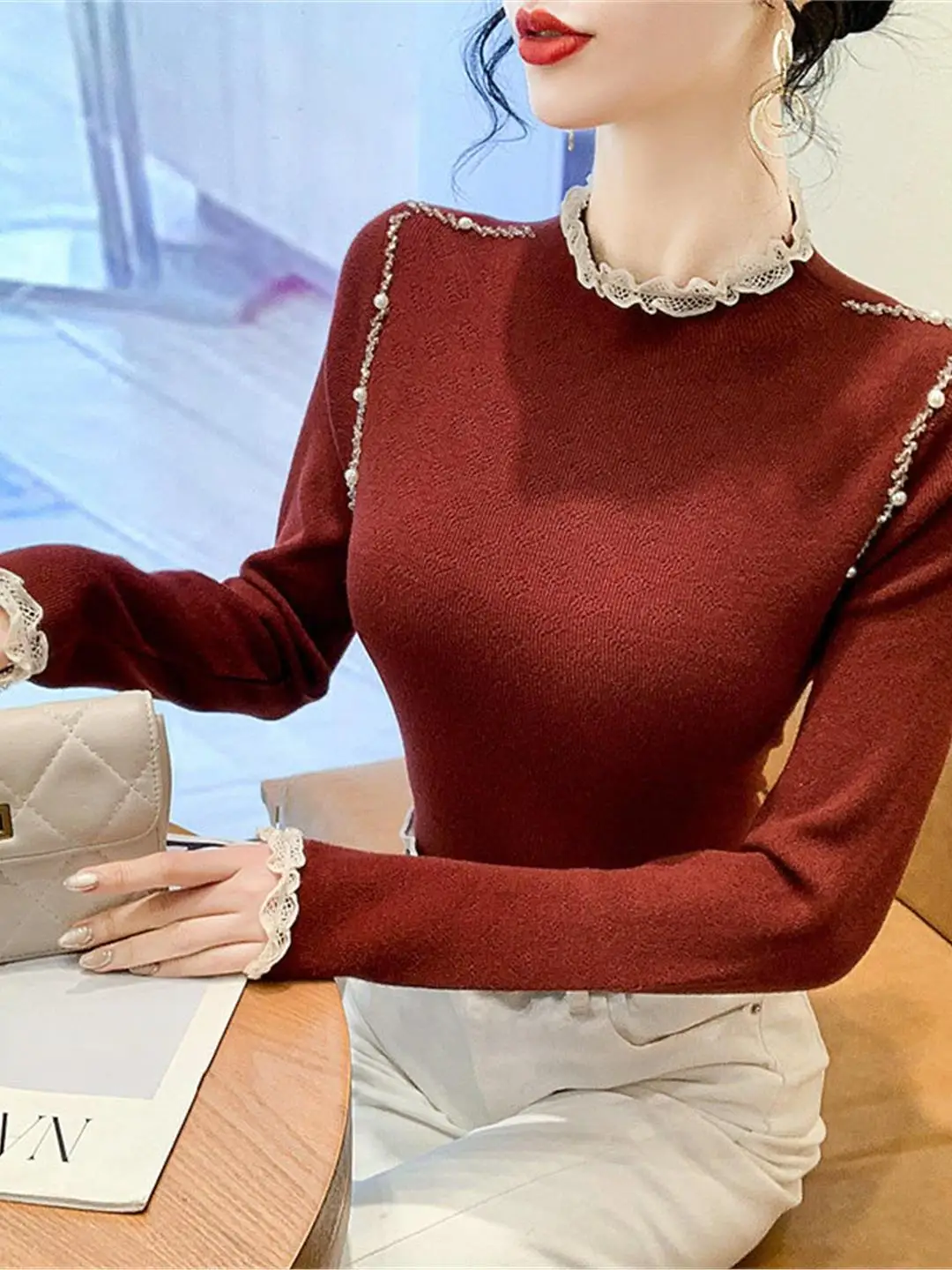 

Ele Lace Splice Трикотажная основа irt Женский осенне-зимний длинный свитер на голову Све с жемчугом Внутренняя одежда Топ