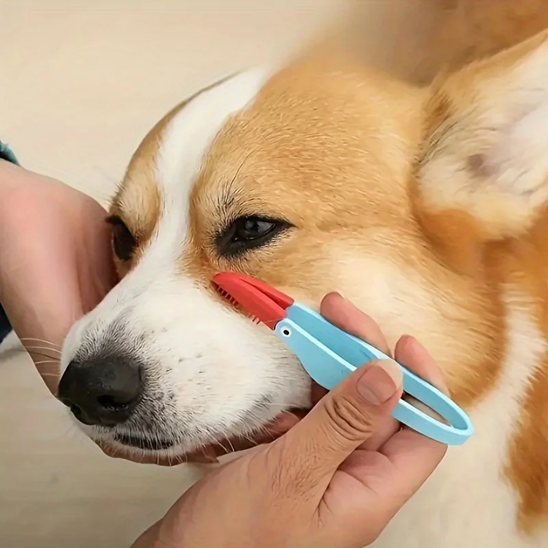 1 brosse de nettoyage pour marques de larmes et excréments oculaires de chats et chiens, brosse douce à poils noués avec clip, petit outil pour animaux de compagnie