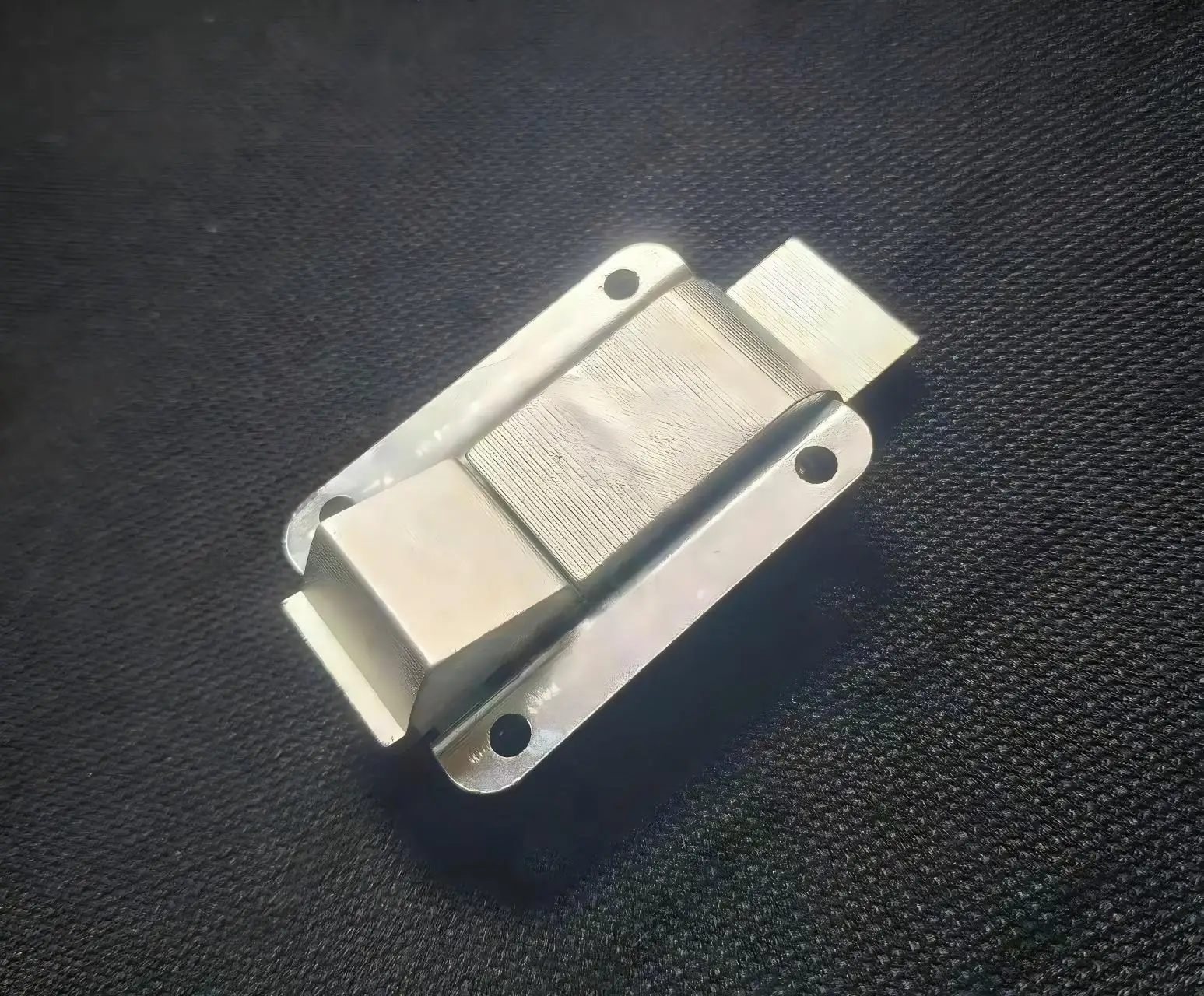Small Compression Latch 105759GT for Genie Lift GS-1530 GS-1532 GS-1930 GS-2046 Telehandler GTH-844 GTH-1056