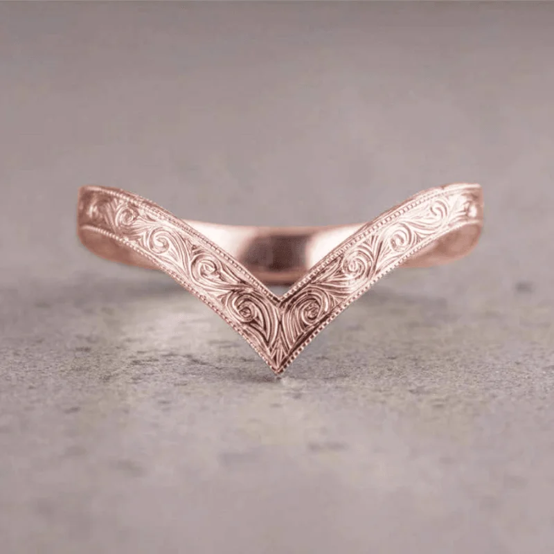 Vintage Carved Curly Elegant Women's Ring Suitable for Date Daily Wear Holiday Gift Women's Jewelry