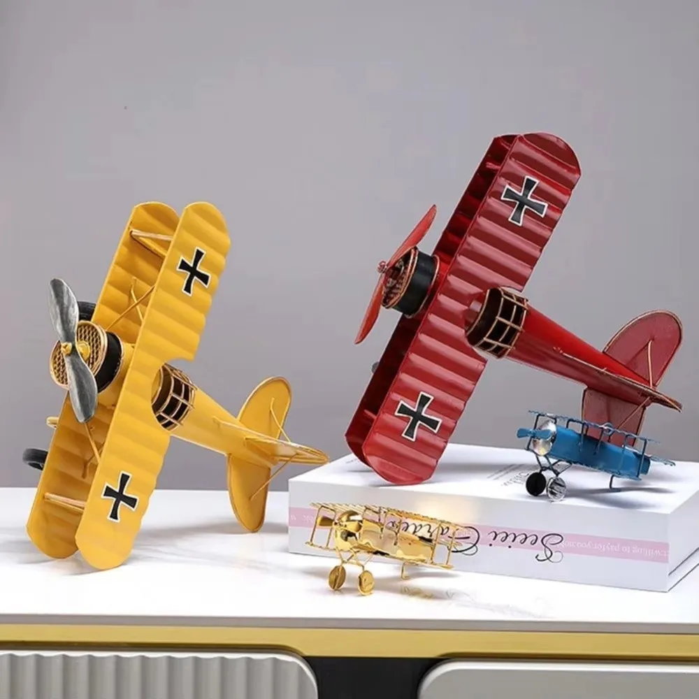 Vintage Airplane Model Ornament Wrought Iron Metal Construction Vintage Biplane Decoration Handicraft Design Iron Aircraft Model