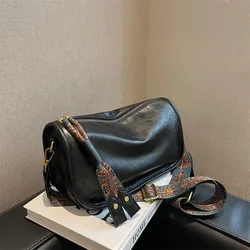 Explosive Shoulder Bag Dumpling Women's Popular Bag Female New Fashion Broadband Pillow Bag