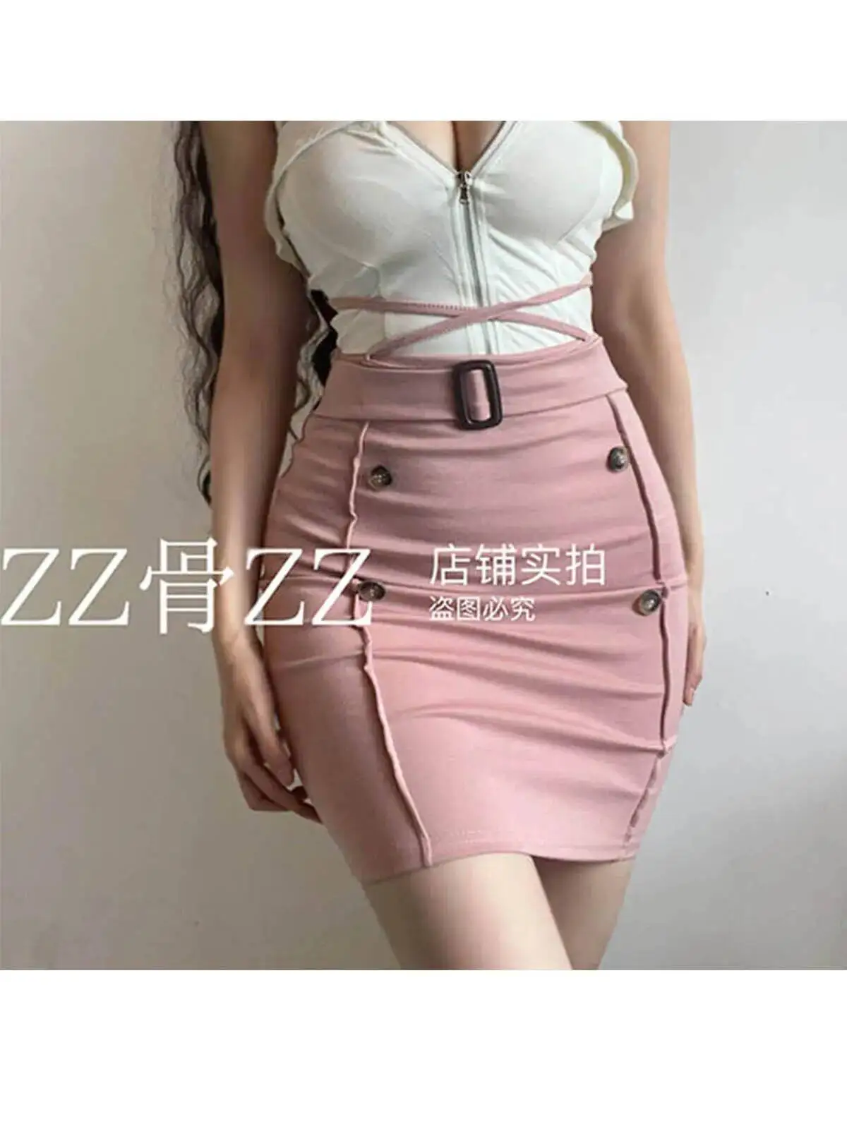 Sukienka mini na ramiączkach z wysokim stanem, dwurzędowymi guzikami, krojem podkreślającym biodra, seksowna, w jednolitym kolorze, elegancka, różowa, słodka, nowość 2025 TM9Y