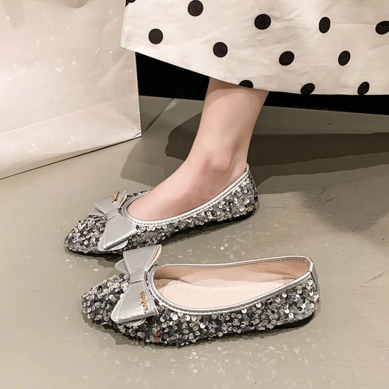أحذية باليه مسطحة لامعة مطرزة للنساء أحذية ماري جينس مع أحذية نسائية أنيقة مرصعة بالألماس على عرض أحذية الحفلات للسيدات #5
