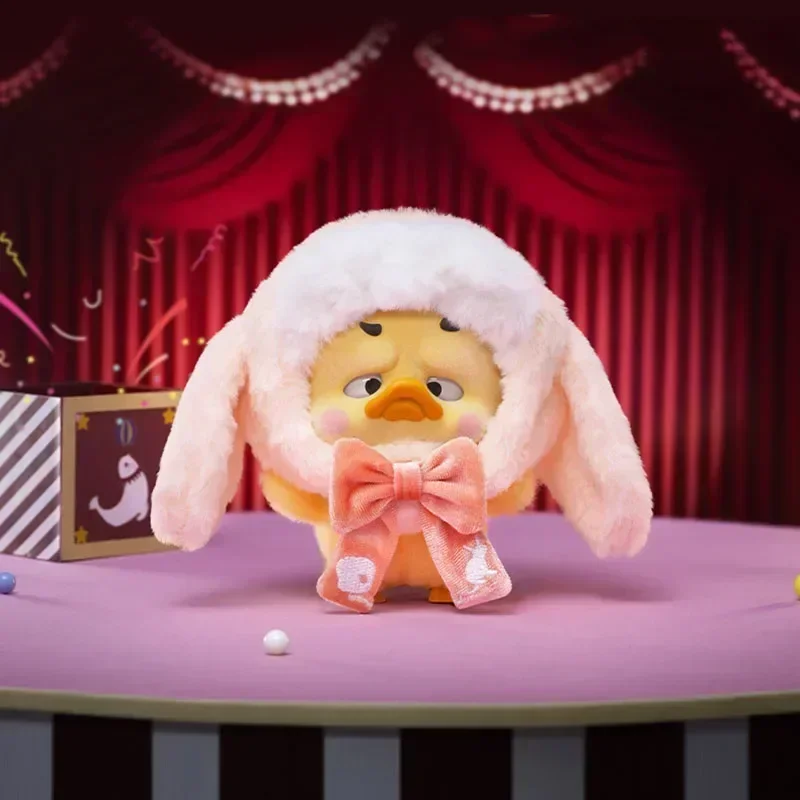 

1983 Upsetduck Crazy Circus Duck Series Blind Box Mystery Box Caixa Sorpresa Girls Anime Figures Cute Model Birthday Gift