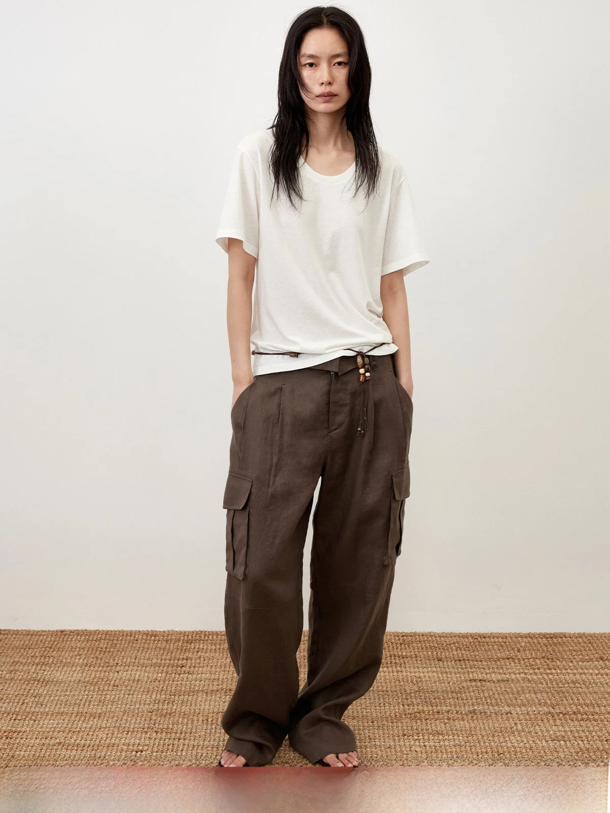 

RandomPiece Summer New Linen Blend U-Neck Straight Body Short Sleeve T-Shirt Breathable Moisture Wicking Ladies T-Shirt