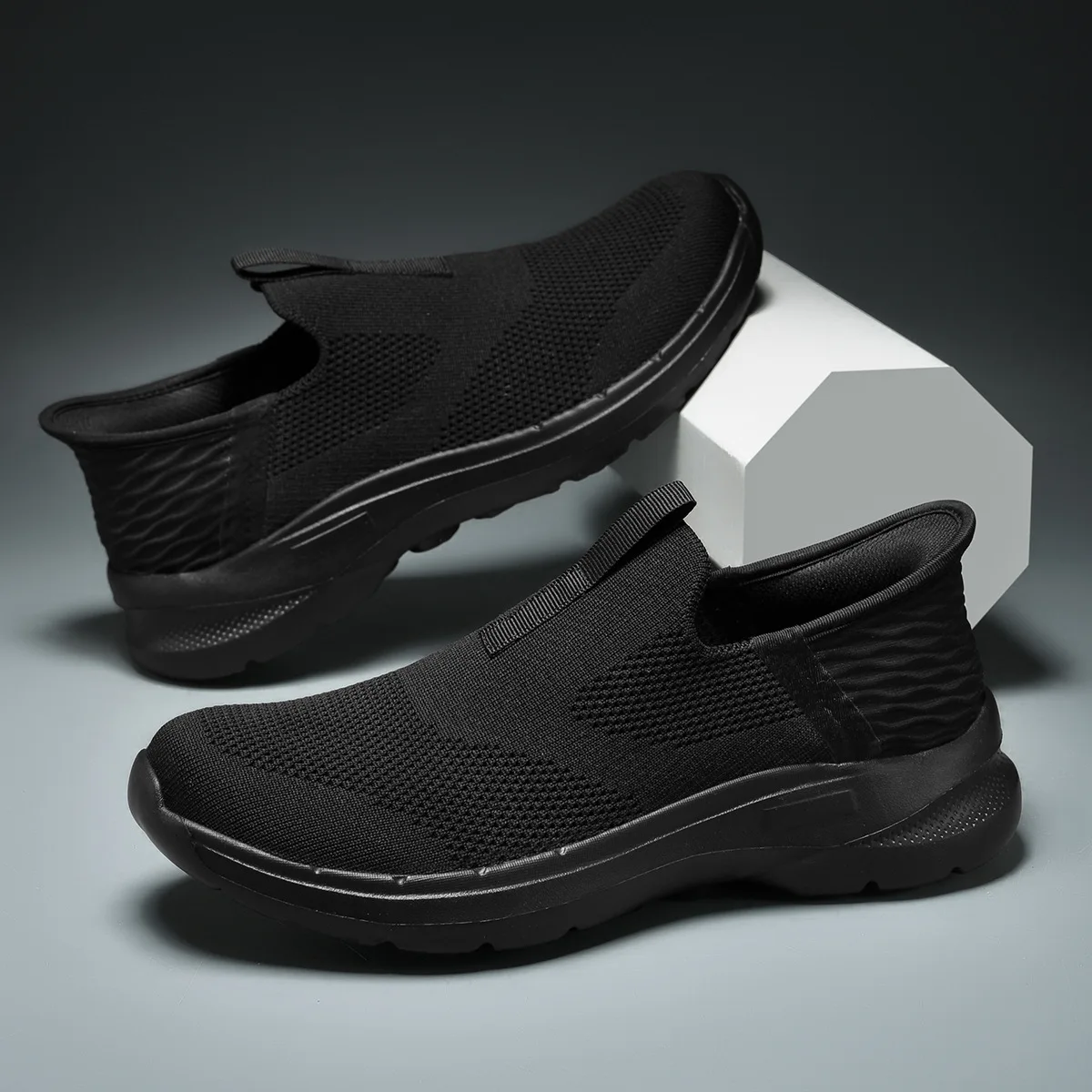 

Spring Summer Men Women Breathable Knit Casual Shoes Lightweight Sport Shoes Unisex Slip-on Sneaker