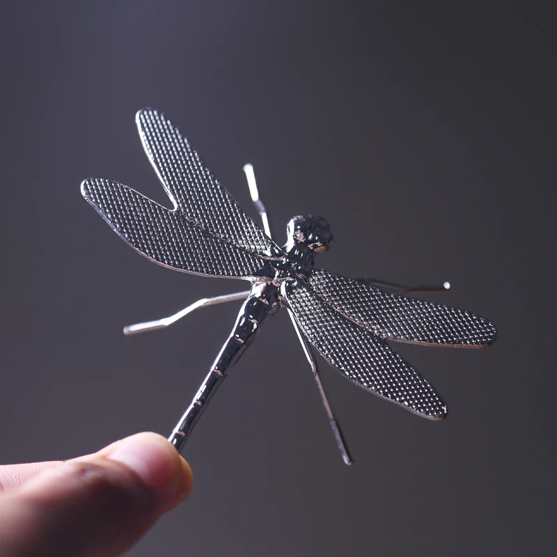 Retro alloy dragonfly small ornaments office study desktop insect pen holder decoration