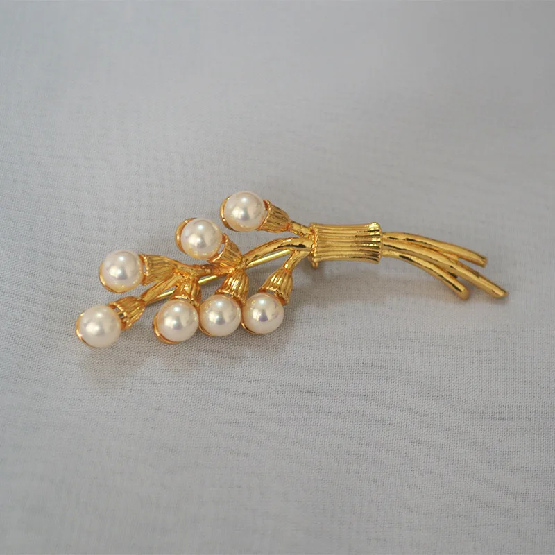 WP-017 WKT Vintage Classic Wheat Peral Carved Flower Breastpin for Commuter Decoration Fashion Purity Exquiste Pearl Brooch