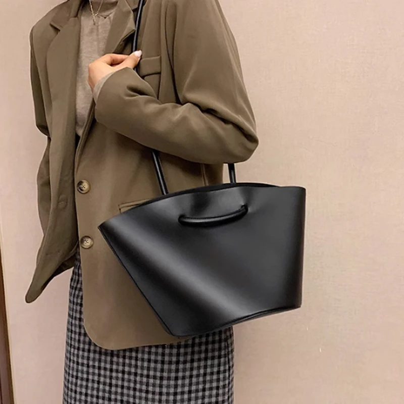 Bolso versátil de un solo hombro para mujer, bolsa de cubo de alta calidad y gran capacidad, novedad de 2024