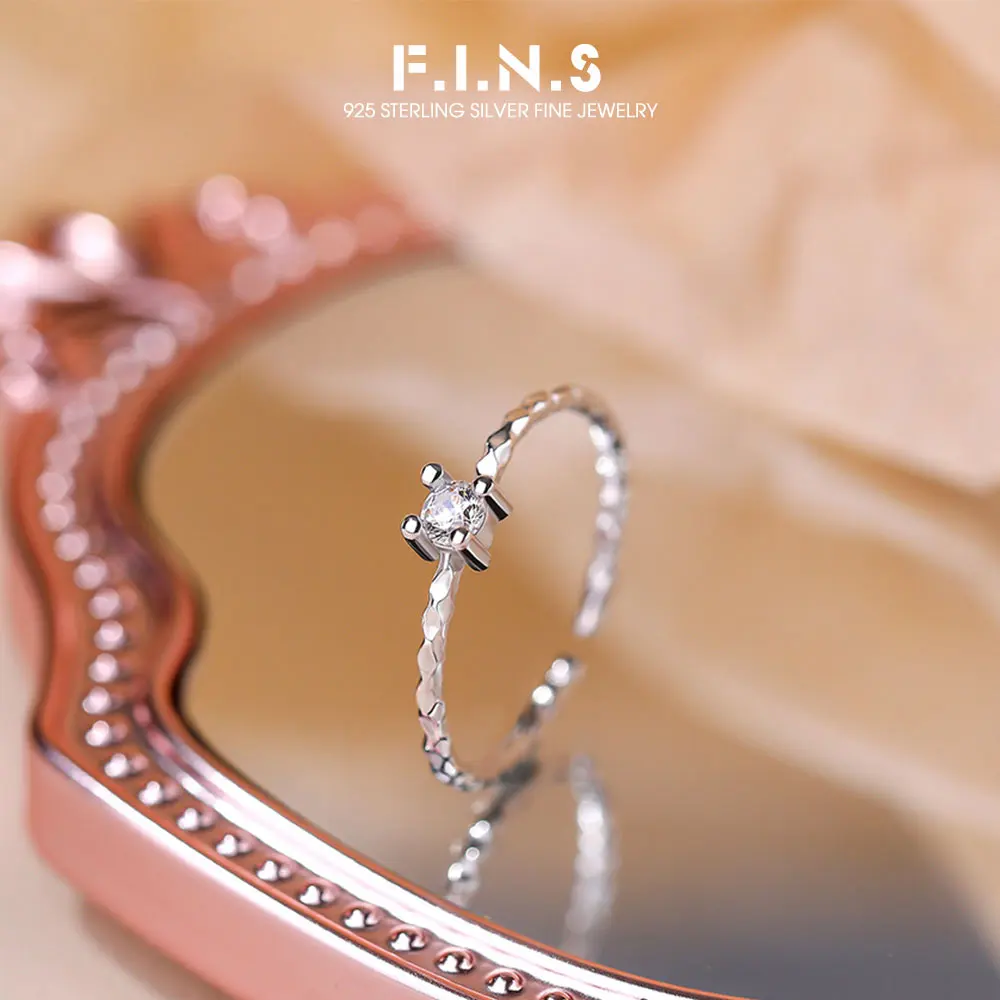 

Корейское минималистичное модное кольцо F.I.N.S с блестящим цирконием из стерлингового серебра S925, универсальное обручальное кольцо на указательный палец