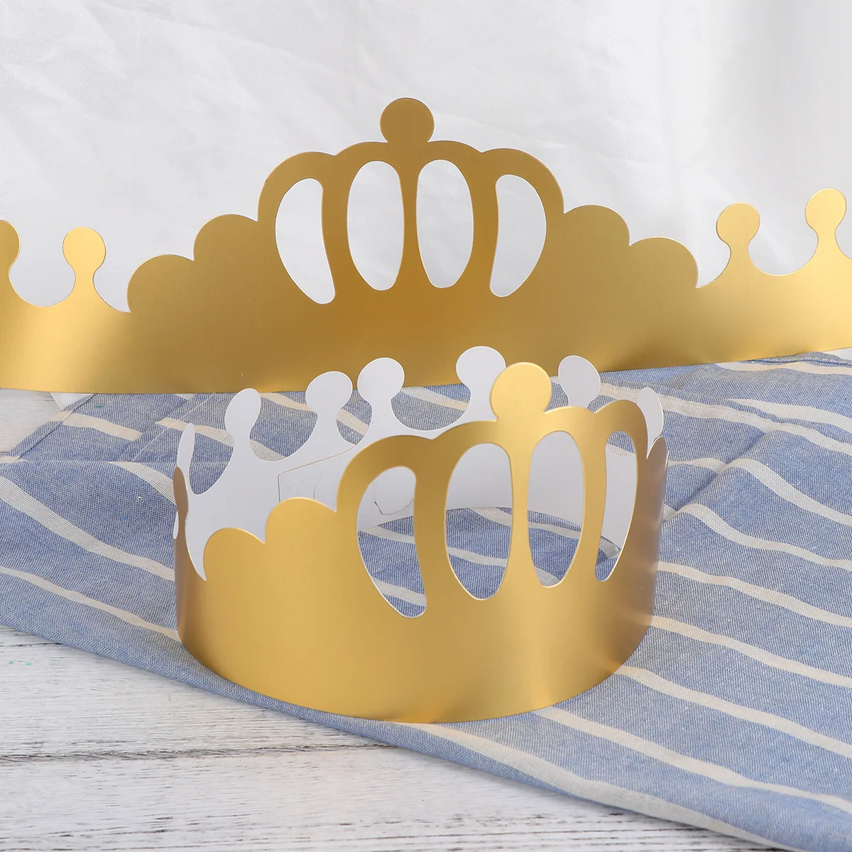 12 ชิ้น Golden Party หมวกปรับ Tiara Crown หมวก Party Supplies สําหรับเด็กผู้ใหญ่วันเกิดฉลอง Photo Props