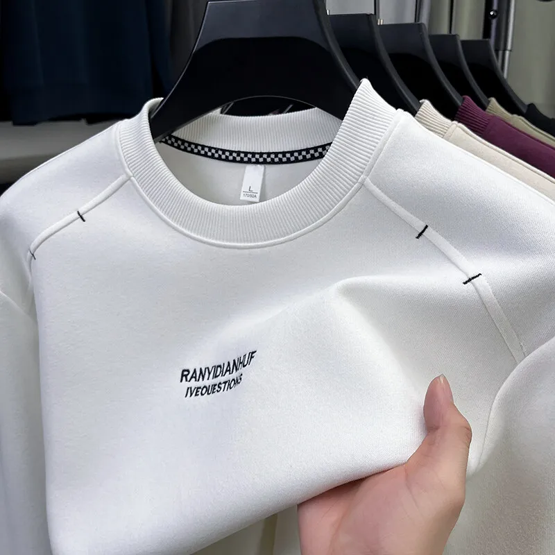 2025 Wiosenne koreańskie bluzy męskie Trendy Wszechstronny Jednolity kolor Luźne Casualowe okrągłe bluzy z dekoltem Streetwear społeczny