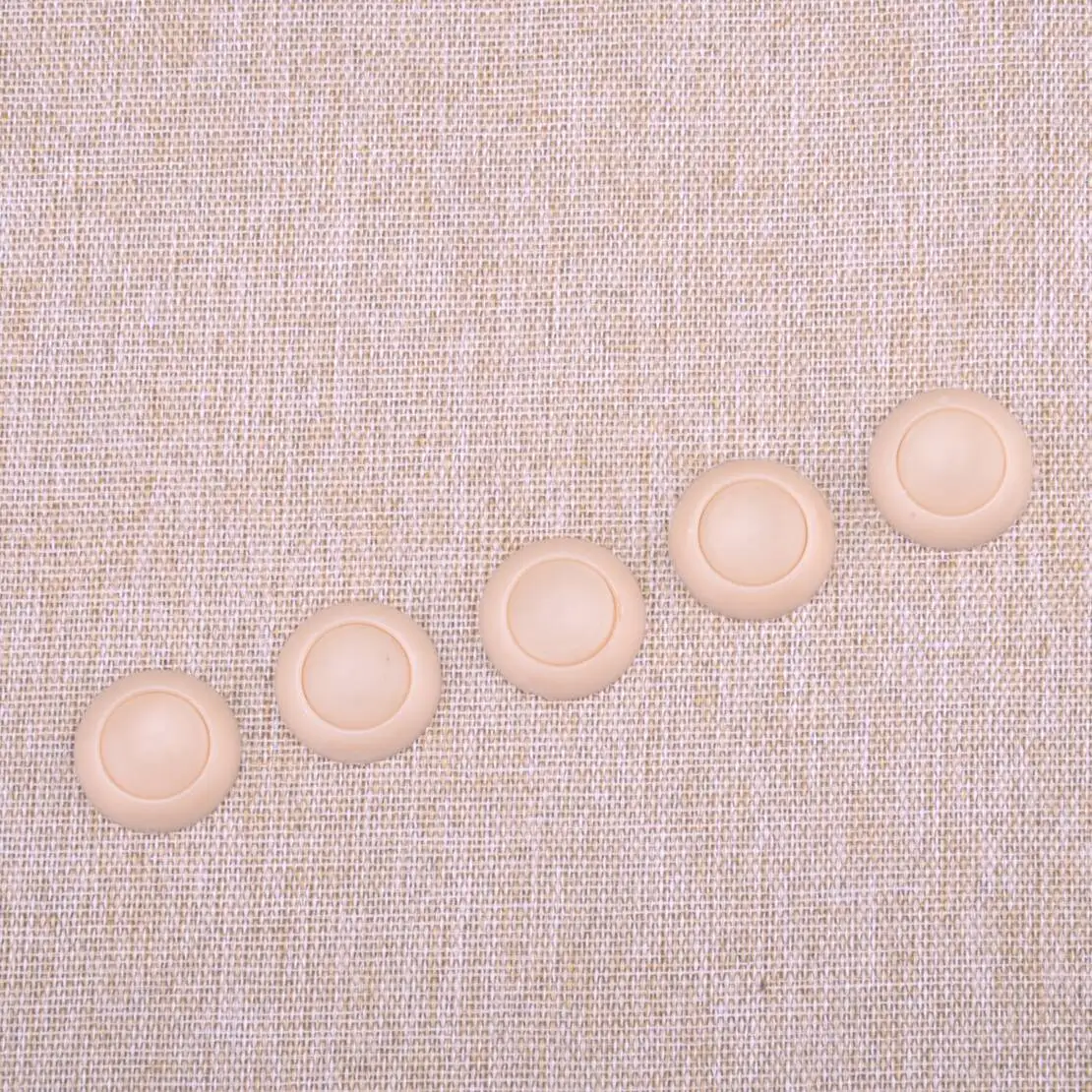 

20 шт. бежевых фиксаторов для потолка автомобиля, защелкивающиеся заклепки для ремонта обвисших элементов обшивки потолка, подходят для грузовиков, мотоциклов, автобусов, поездов, самолетов