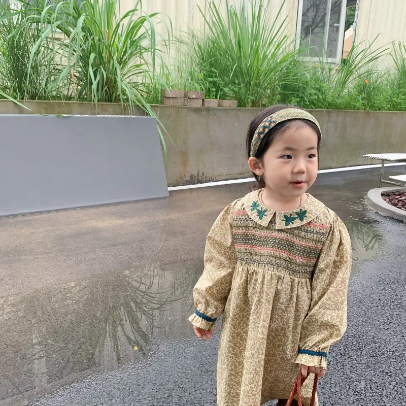 

Vintage Girl Princess Dress with Lace Collar Embroidered Children's Dress Spring New Baby Long Dress