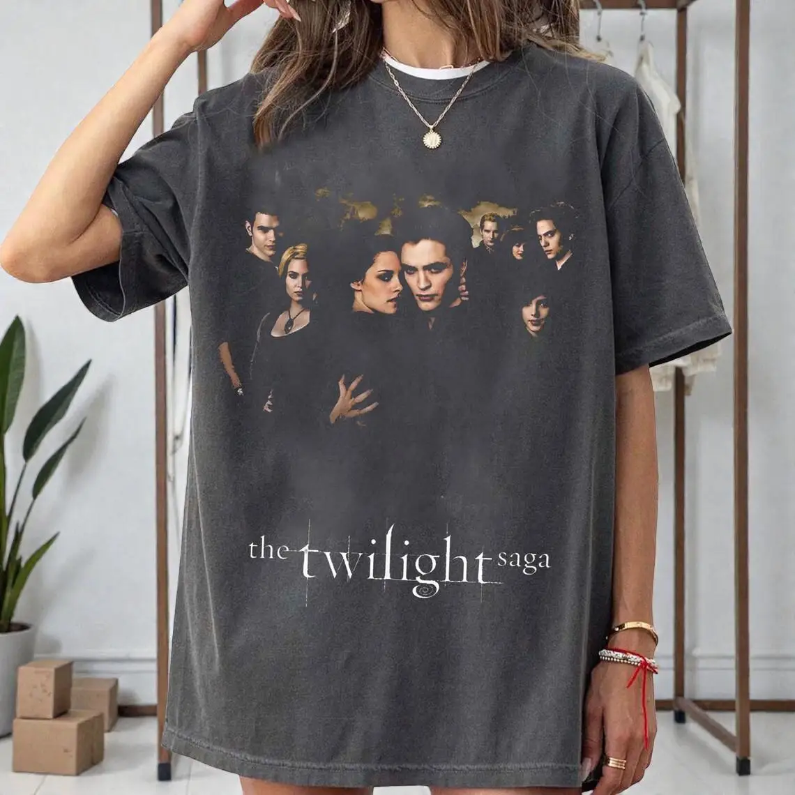 

Женская летняя футболка больших размеров в винтажном стиле «Сумеречная сага», хлопковая, дышащая, стильная, универсальная, в уличном стиле, оверсайз