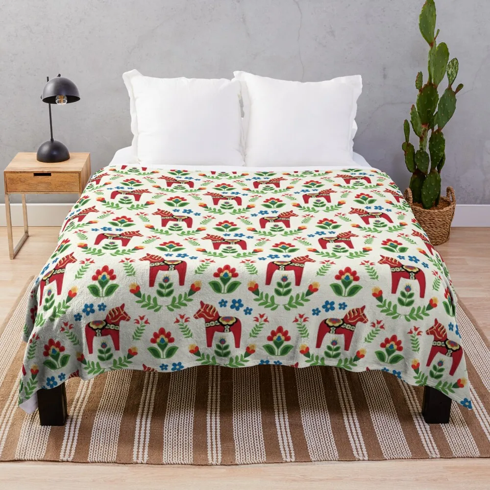 

Swedish Dala Horses Red Throw Blanket Retros Quilt blankets ands Flannel Blankets