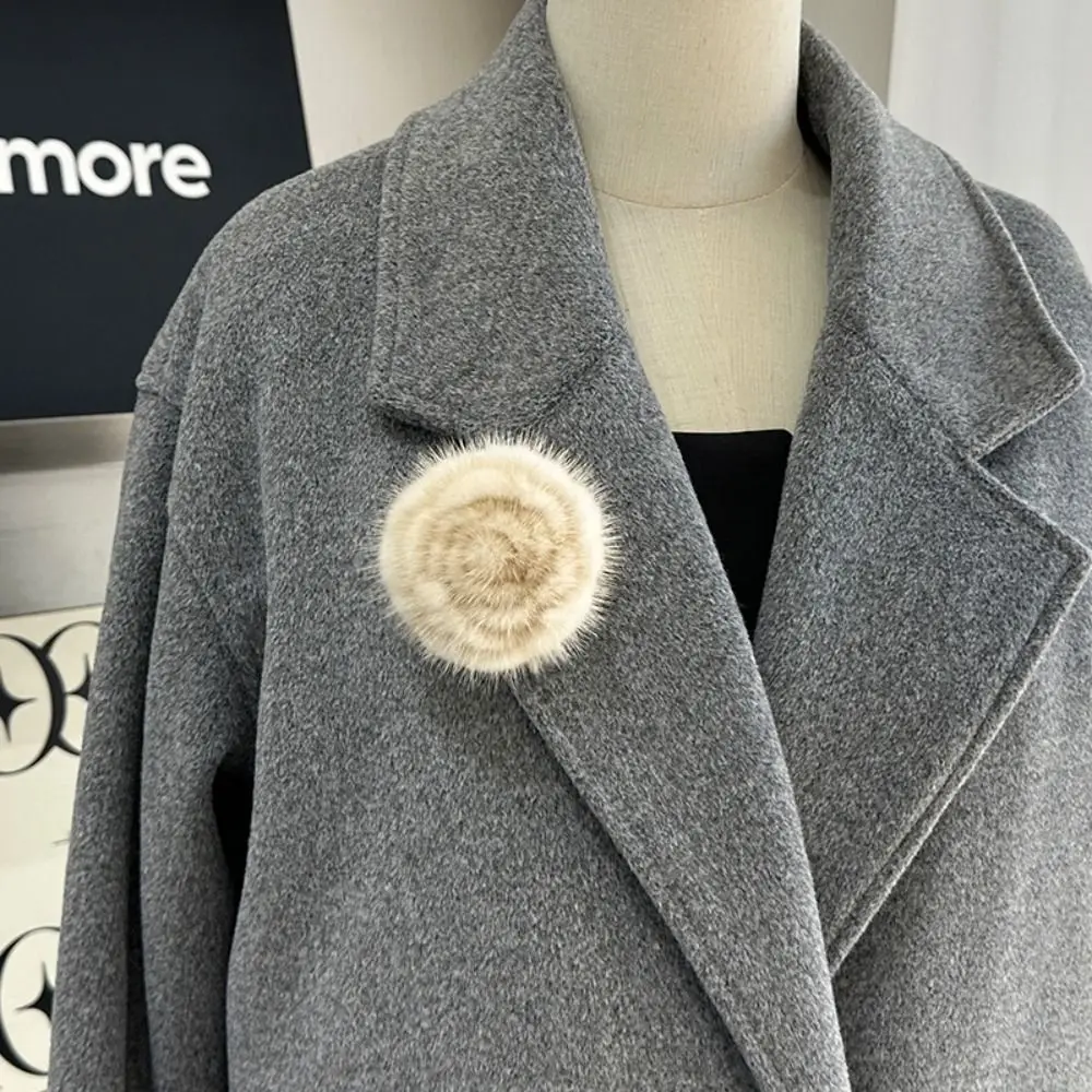 Women\'s Real Mink Fur Flower Brooch Women\'s Simple Fashion High-end Sweater Pin Accessories Clothes Scarf Decorative Accessories